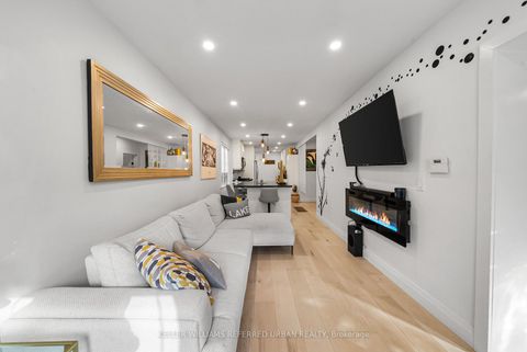 Photo 6 at 87 Fourth Street, New Toronto, Toronto