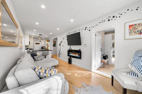 Photo 13 at 87 Fourth Street, New Toronto, Toronto