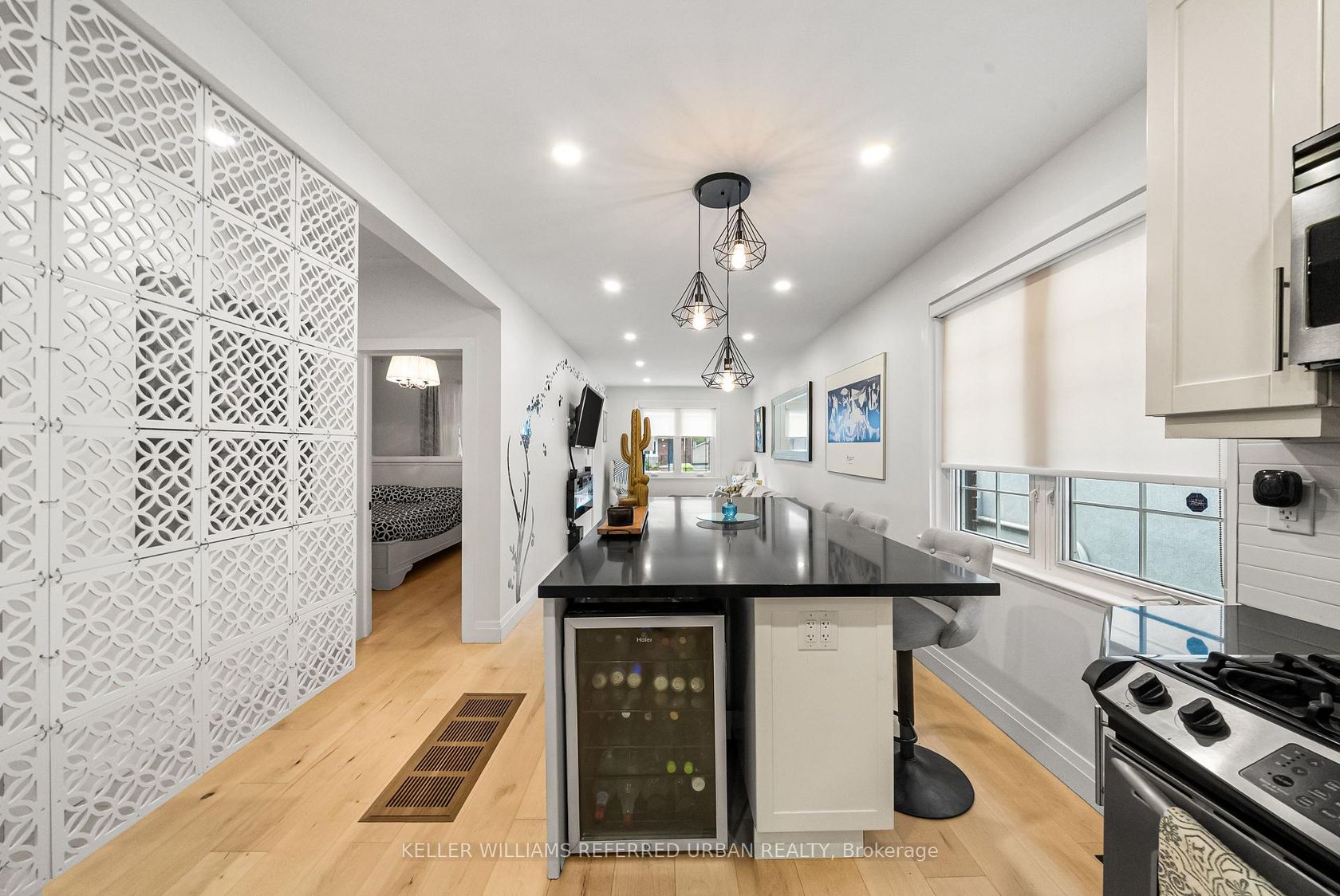 Photo 10 at 87 Fourth Street, New Toronto, Toronto Photo 10 at 87 Fourth Street, New Toronto, Toronto