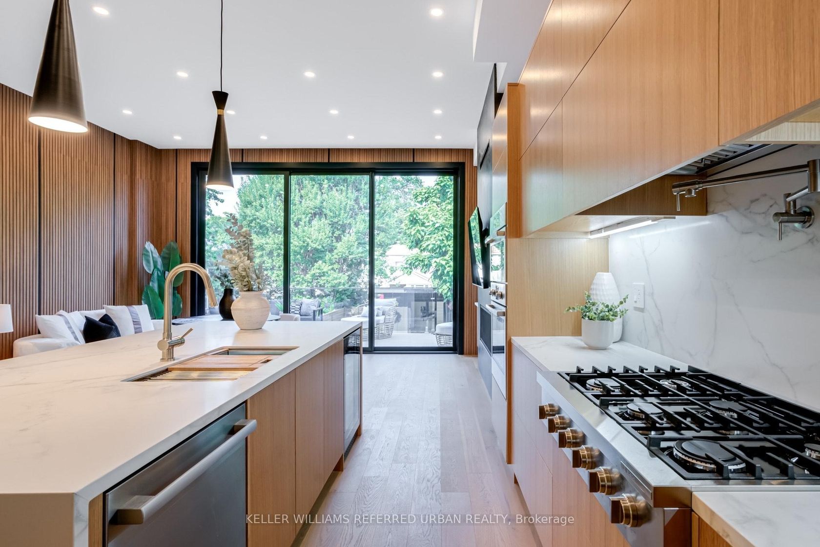 Photo 9 at 223A Beta Street, Alderwood, Toronto Photo 9 at 223A Beta Street, Alderwood, Toronto