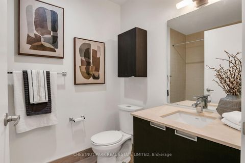 Photo 8 at 610 - 400 Wellington Street, Waterfront Communities C1, Toronto