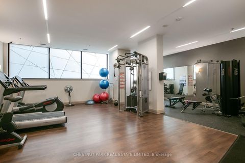 Photo 9 at 610 - 400 Wellington Street, Waterfront Communities C1, Toronto