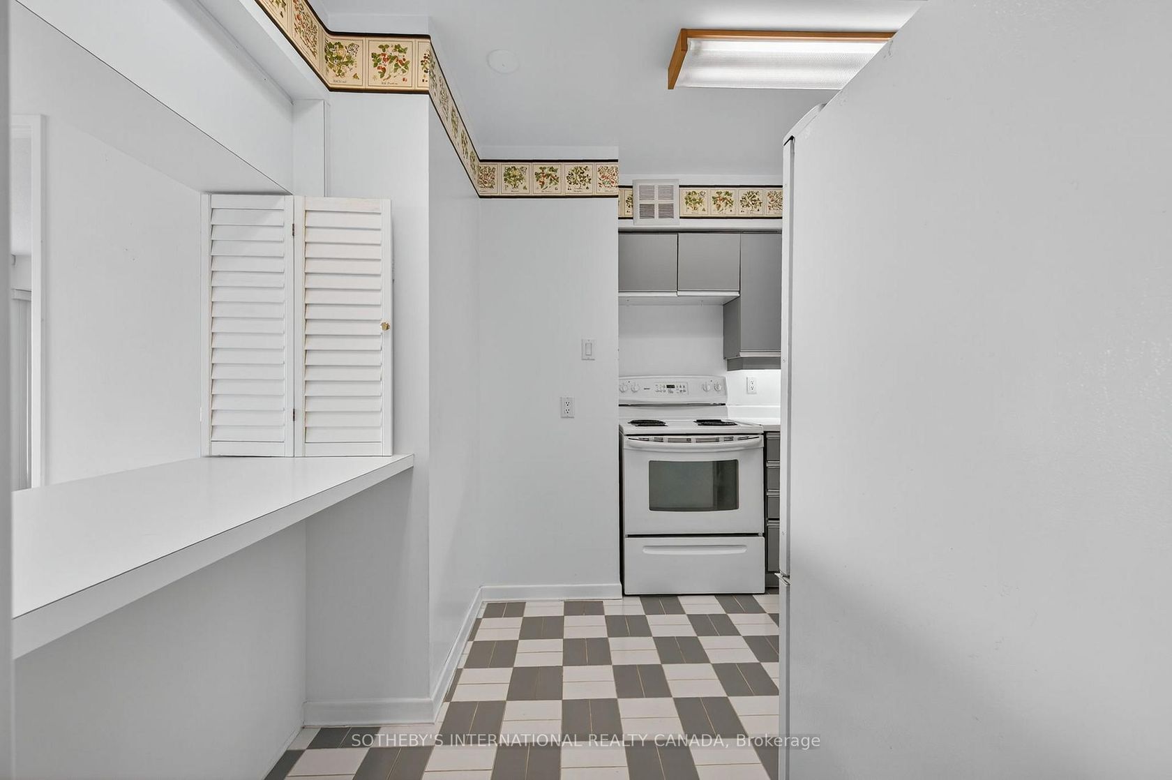 Photo 5 at 1504 - 1320 Islington Avenue, City Centre West, Toronto Photo 5 at 1504 - 1320 Islington Avenue, City Centre West, Toronto