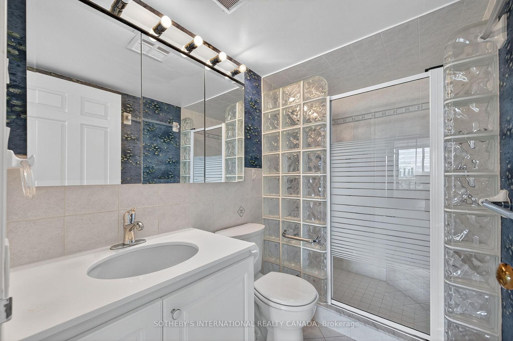 Photo 9 at 1504 - 1320 Islington Avenue, City Centre West, Toronto Photo 9 at 1504 - 1320 Islington Avenue, City Centre West, Toronto