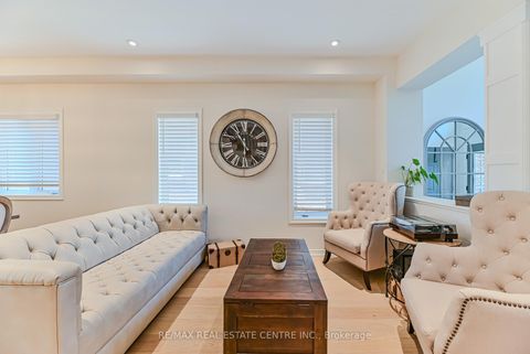 Photo 5 at 2498 Longridge Crescent, RO River Oaks, Oakville