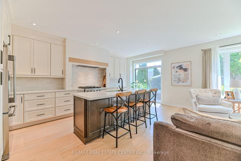 Photo 8 at 2498 Longridge Crescent, RO River Oaks, Oakville