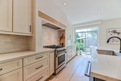 Photo 10 at 2498 Longridge Crescent, RO River Oaks, Oakville