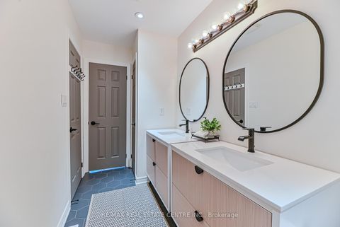 Photo 31 at 2498 Longridge Crescent, RO River Oaks, Oakville