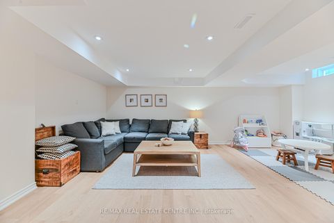 Photo 39 at 2498 Longridge Crescent, RO River Oaks, Oakville