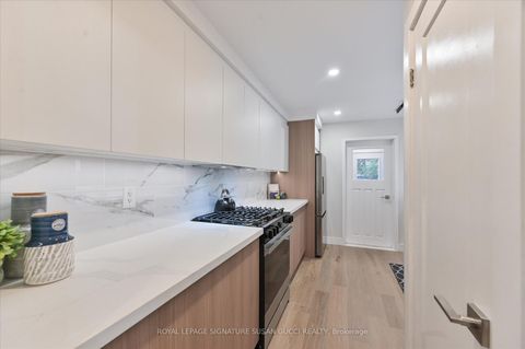 Photo 10 at 21 Frankdale Avenue, East York, Toronto