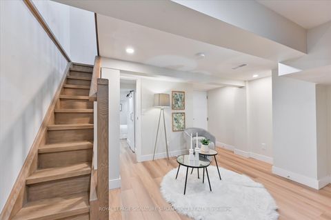 Photo 30 at 21 Frankdale Avenue, East York, Toronto