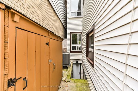 Photo 36 at 21 Frankdale Avenue, East York, Toronto