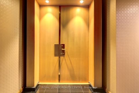 Photo 3 at 401W - 480 Queens Quay W, Waterfront Communities C1, Toronto