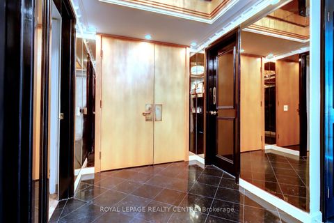 Photo 4 at 401W - 480 Queens Quay W, Waterfront Communities C1, Toronto