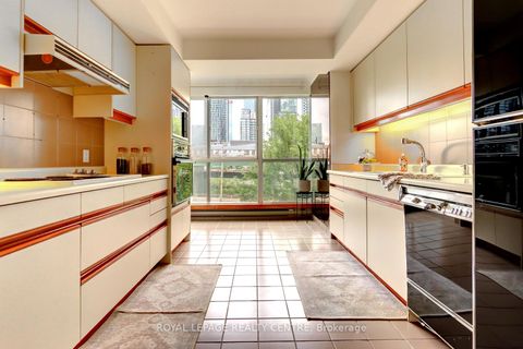 Photo 8 at 401W - 480 Queens Quay W, Waterfront Communities C1, Toronto