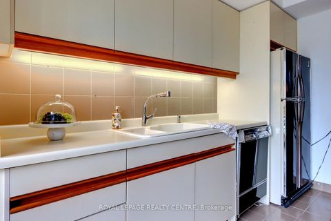 Photo 10 at 401W - 480 Queens Quay W, Waterfront Communities C1, Toronto