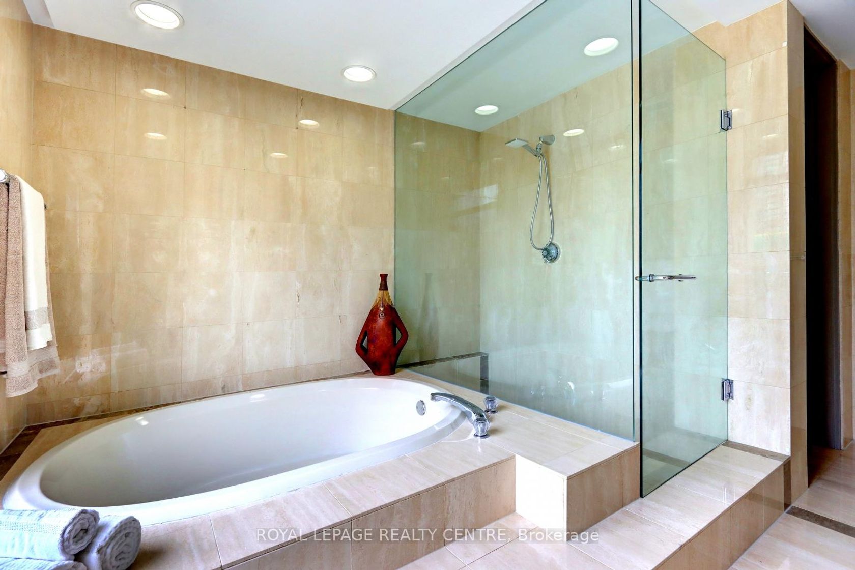 Photo 30 at 401W - 480 Queens Quay W, Waterfront Communities C1, Toronto Photo 30 at 401W - 480 Queens Quay W, Waterfront Communities C1, Toronto