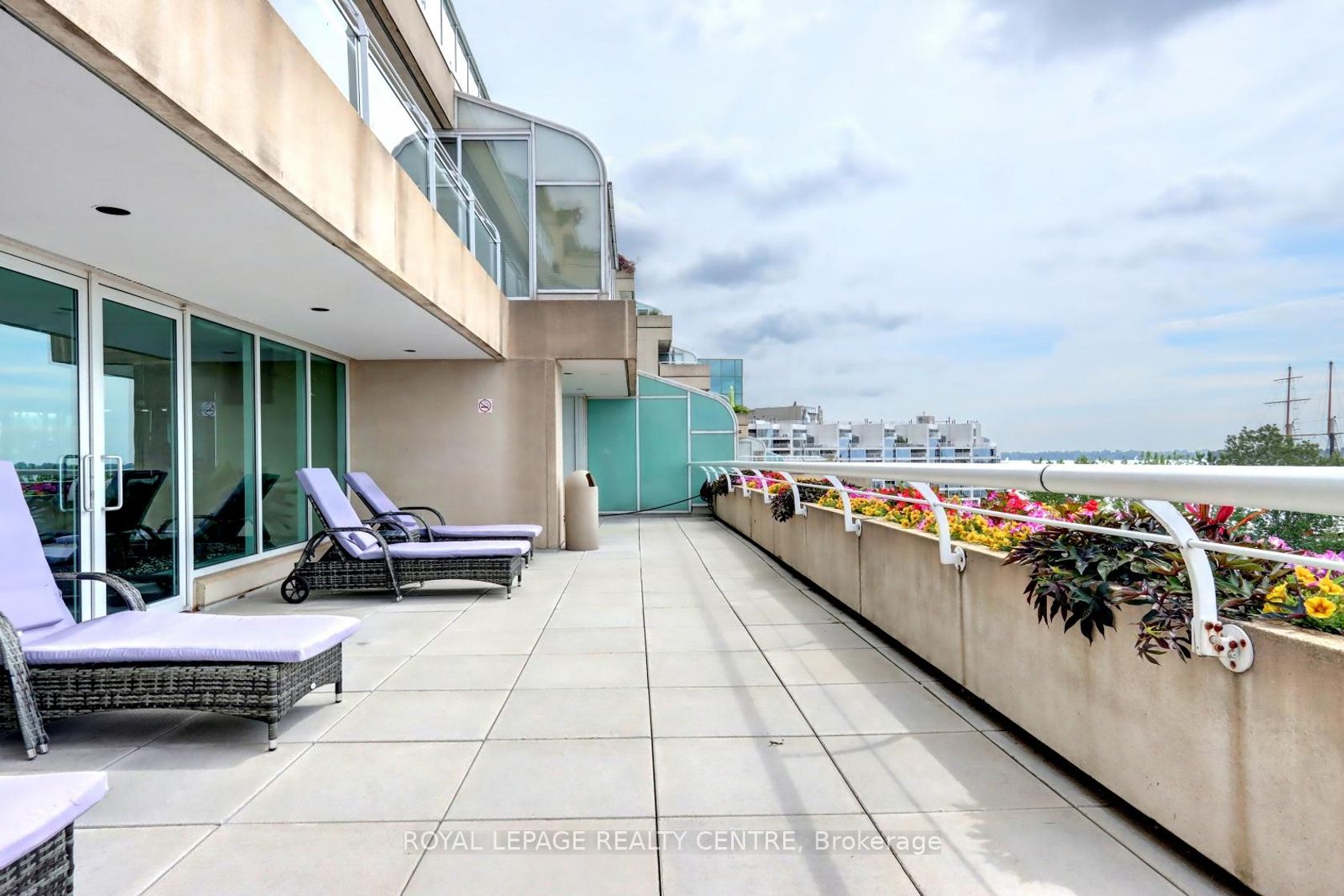 Photo 44 at 401W - 480 Queens Quay W, Waterfront Communities C1, Toronto Photo 44 at 401W - 480 Queens Quay W, Waterfront Communities C1, Toronto