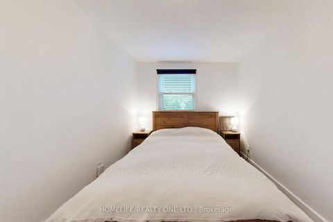 Photo 17 at 19 Morland Road, Bloor West Village, Toronto