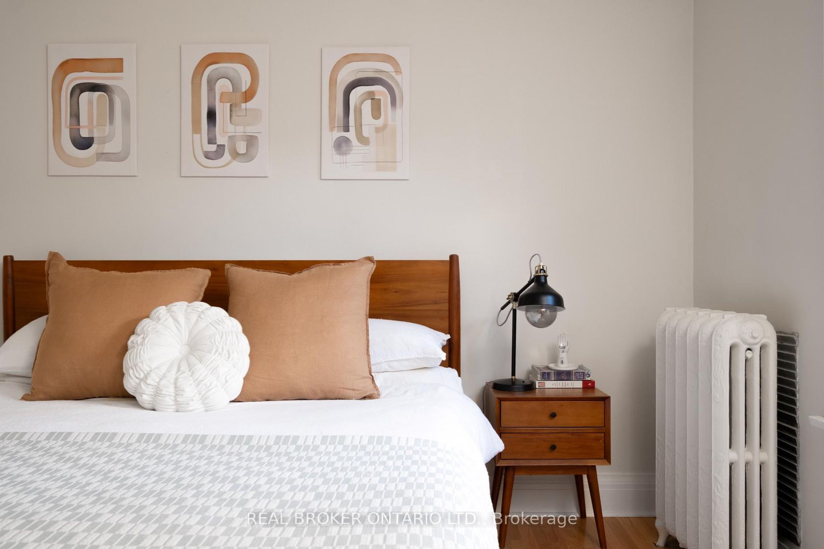 Photo 18 at 156 Galley Avenue, Roncesvalles, Toronto Photo 18 at 156 Galley Avenue, Roncesvalles, Toronto