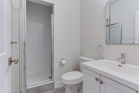 Photo 10 at 7 Adaskin Avenue, Patterson, Vaughan