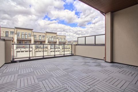 Photo 24 at 7 Adaskin Avenue, Patterson, Vaughan