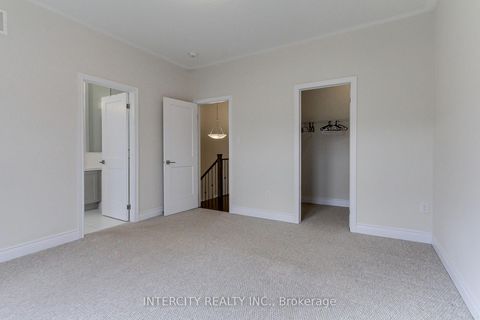 Photo 33 at 7 Adaskin Avenue, Patterson, Vaughan