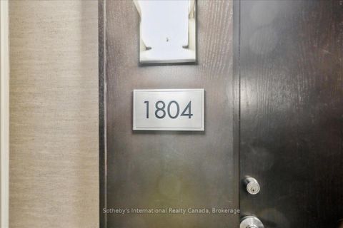 Photo 3 at 1804 - 218 Queens Quay W, Waterfront Communities C1, Toronto