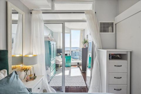 Photo 24 at 1804 - 218 Queens Quay W, Waterfront Communities C1, Toronto