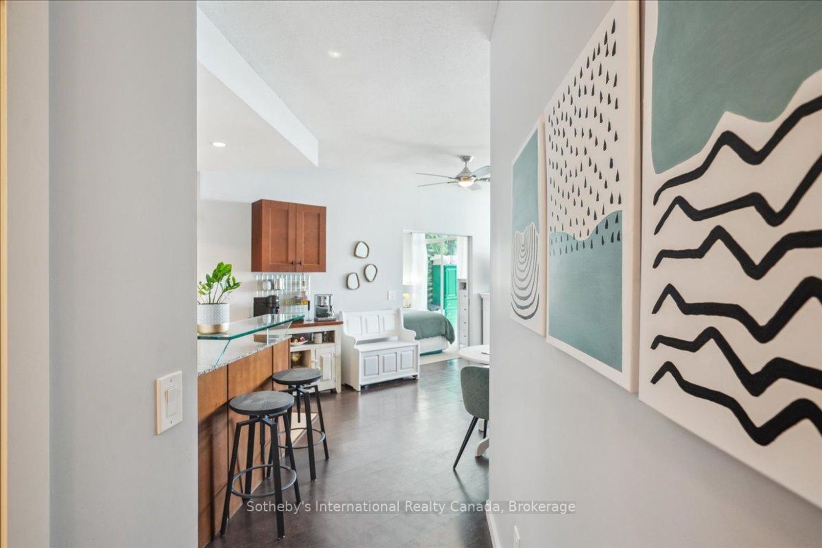 Photo 6 at 1804 - 218 Queens Quay W, Waterfront Communities C1, Toronto