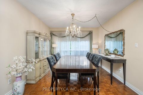 Photo 15 at 109 Lisa Crescent, Yorkhill, Vaughan