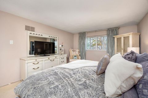 Photo 26 at 109 Lisa Crescent, Yorkhill, Vaughan