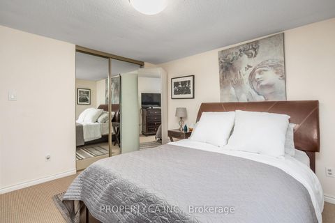 Photo 29 at 109 Lisa Crescent, Yorkhill, Vaughan