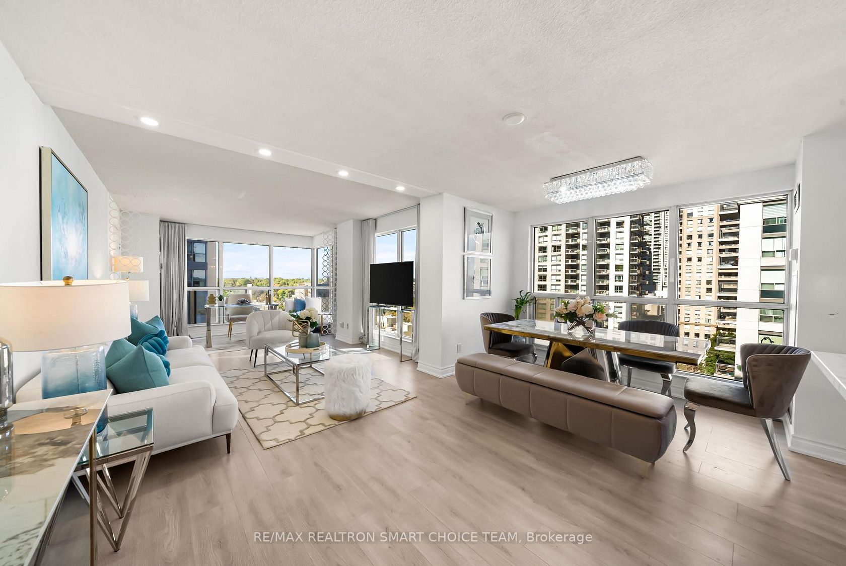 Photo 18 at 1211 - 28 Hollywood Avenue, Willowdale East, Toronto Photo 18 at 1211 - 28 Hollywood Avenue, Willowdale East, Toronto