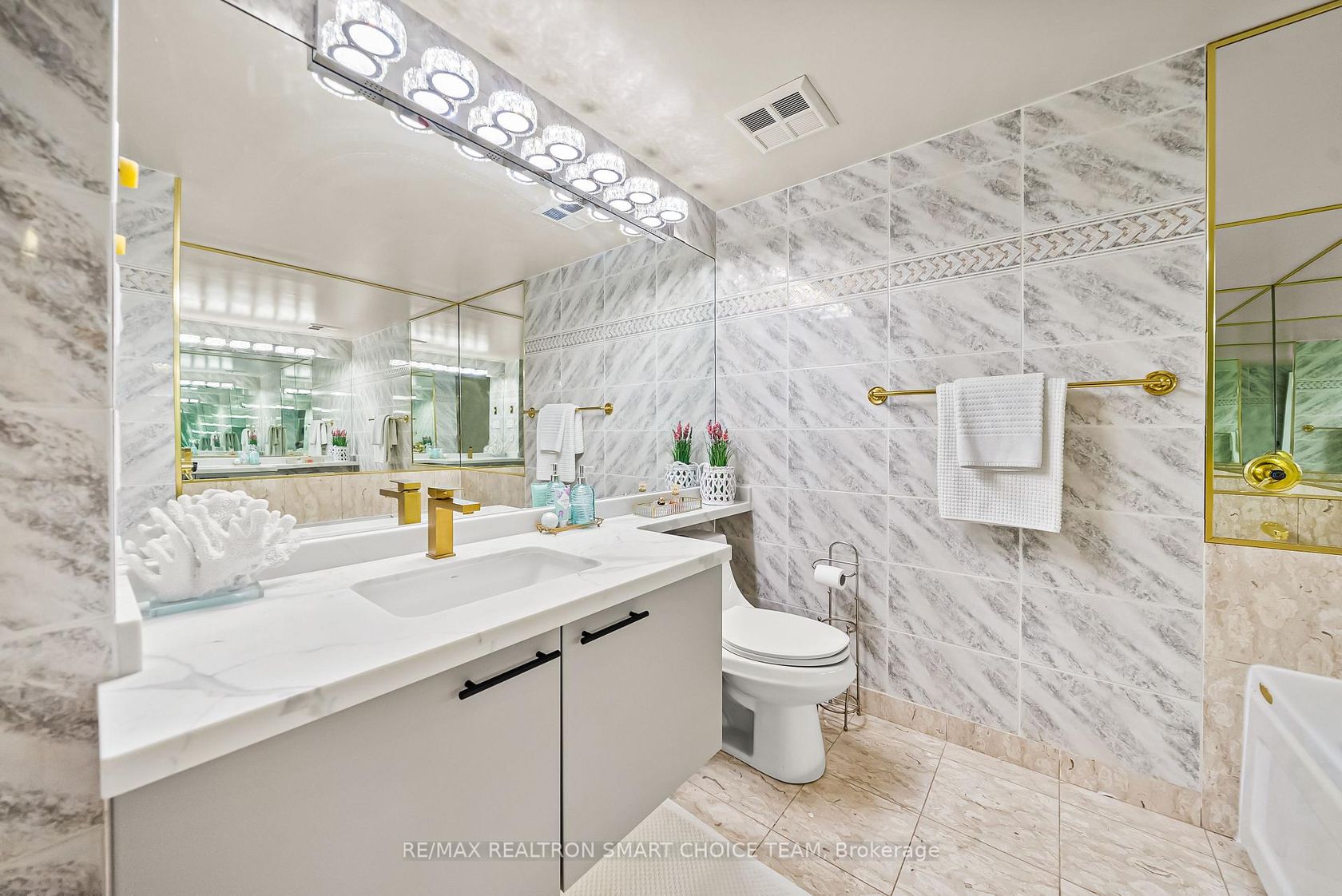 Photo 29 at 1211 - 28 Hollywood Avenue, Willowdale East, Toronto Photo 29 at 1211 - 28 Hollywood Avenue, Willowdale East, Toronto