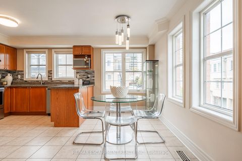 Photo 6 at 38 Archibald Mews, Bendale, Toronto