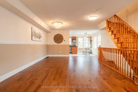 Photo 25 at 38 Archibald Mews, Bendale, Toronto