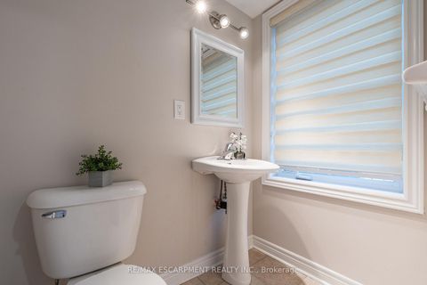 Photo 39 at 38 Archibald Mews, Bendale, Toronto