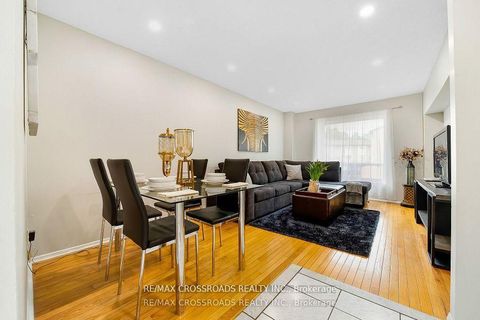 Photo 2 at 299 - 55 Collinsgrove Road, West Hill, Toronto