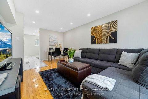 Photo 4 at 299 - 55 Collinsgrove Road, West Hill, Toronto