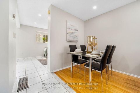 Photo 5 at 299 - 55 Collinsgrove Road, West Hill, Toronto