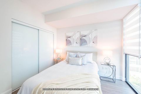 Photo 24 at 808 - 2910 Highway 7, Concord, Vaughan