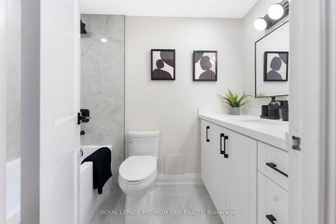 Photo 21 at 608 - 60 Southport Street, Swansea, Toronto