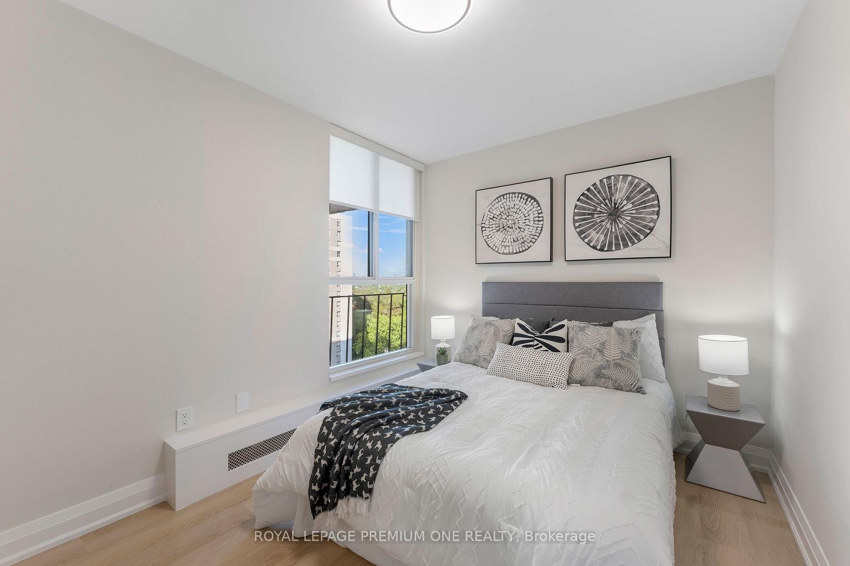 Photo 18 at 608 - 60 Southport Street, Swansea, Toronto Photo 18 at 608 - 60 Southport Street, Swansea, Toronto