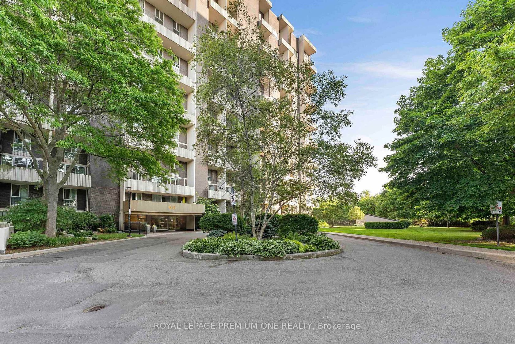 Photo 38 at 608 - 60 Southport Street, Swansea, Toronto Photo 38 at 608 - 60 Southport Street, Swansea, Toronto