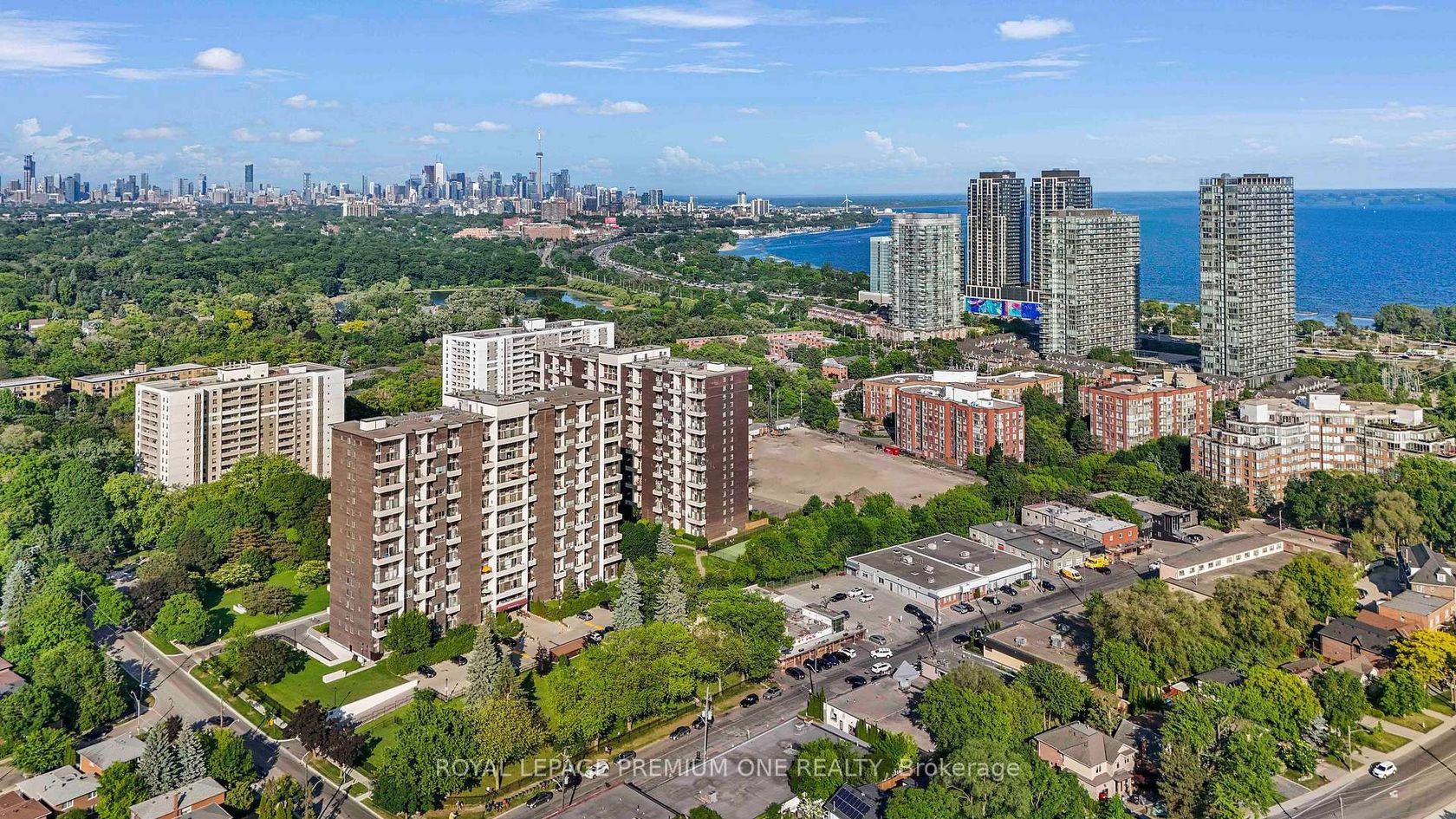 Photo 41 at 608 - 60 Southport Street, Swansea, Toronto Photo 41 at 608 - 60 Southport Street, Swansea, Toronto