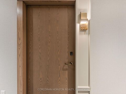 Photo 2 at 221 - 30 Inn On The Park Drive, Don Mills, Toronto