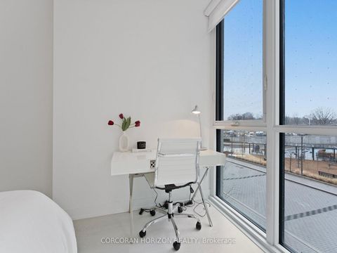 Photo 31 at 221 - 30 Inn On The Park Drive, Don Mills, Toronto