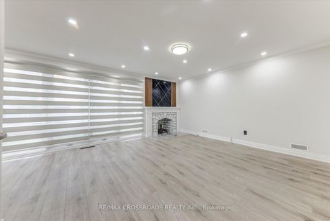 Photo 4 at 2 Tangmere Road, Don Mills, Toronto