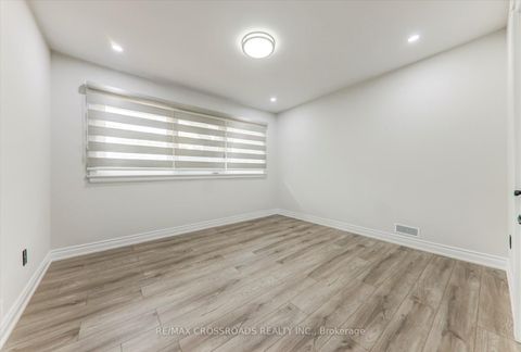 Photo 15 at 2 Tangmere Road, Don Mills, Toronto